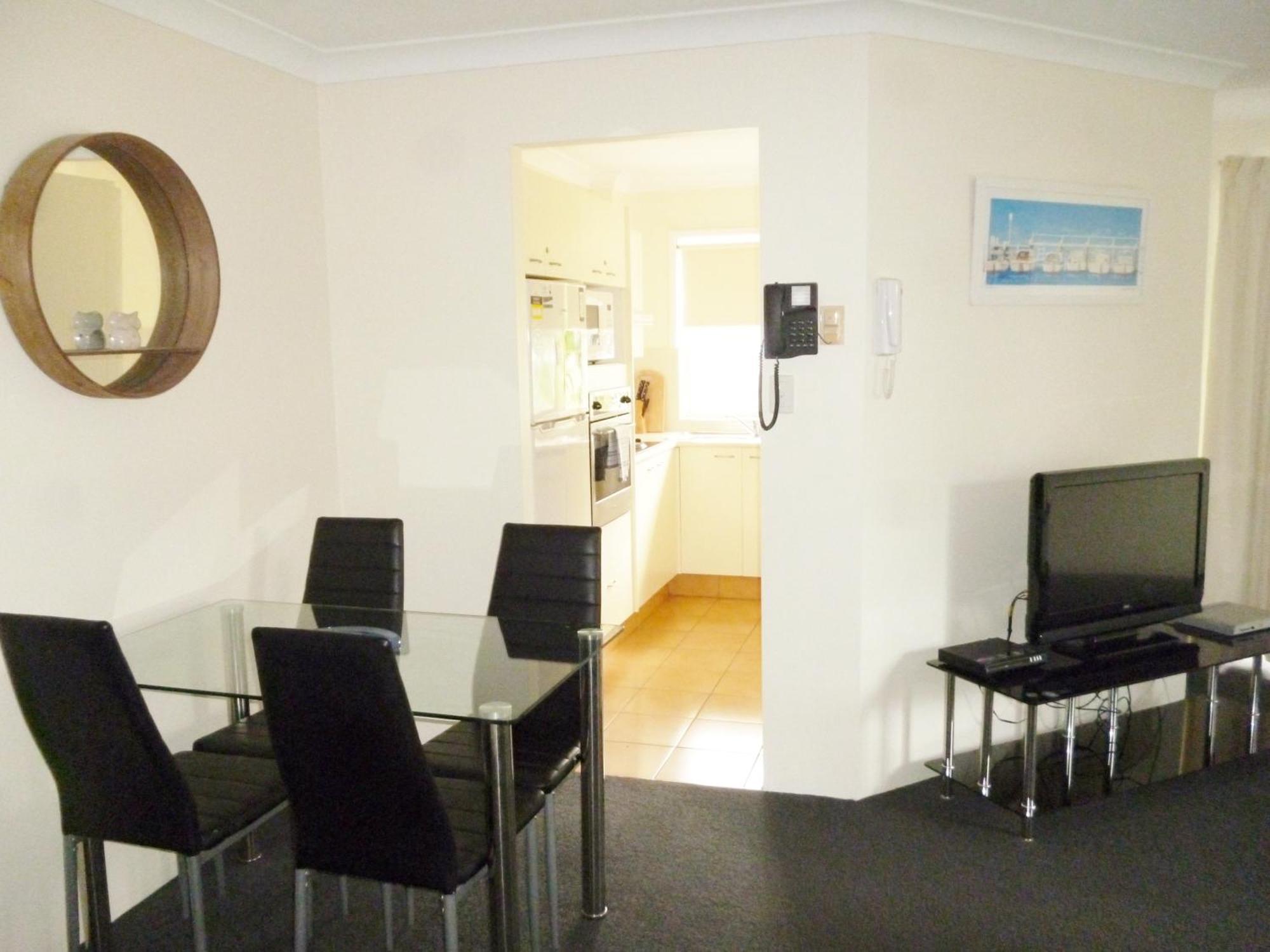 Le Lavandou Holiday Apartments Gold Coast Extérieur photo